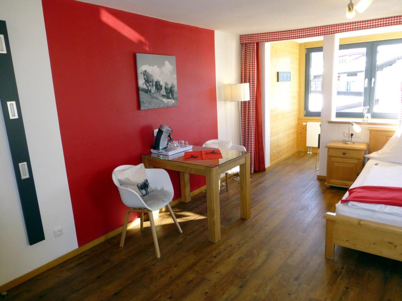 Hotel Engel โอเบอร์สทดอร์ฟ ภายนอก รูปภาพ